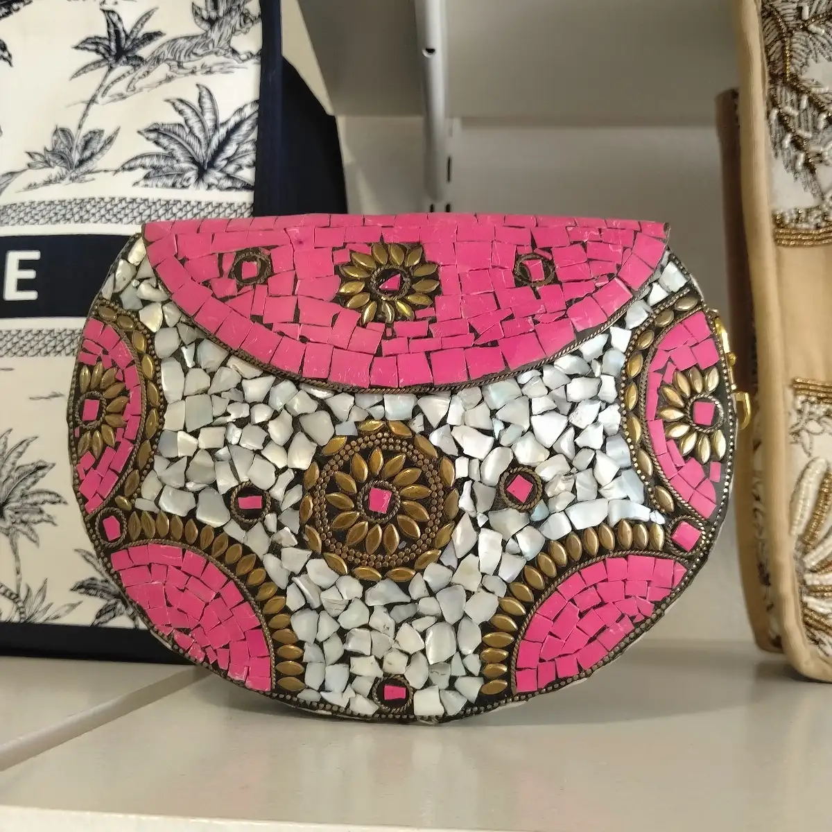 Pochette métal